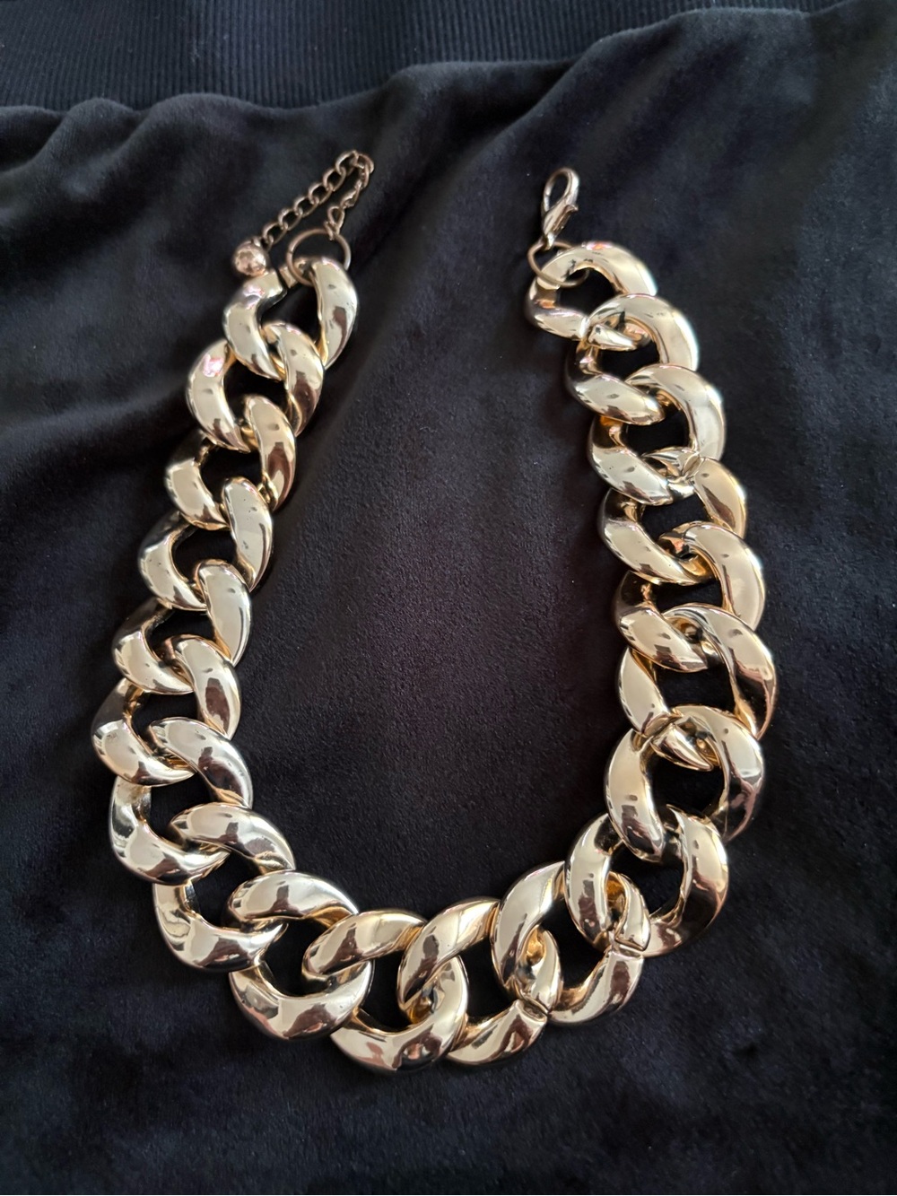Women’s Chunky Chain Necklace in Gold Finish - Brand